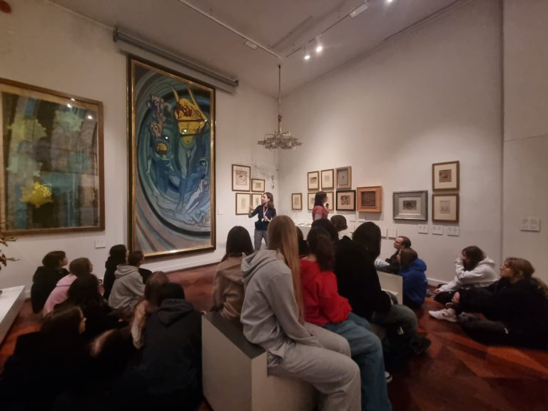 Uczniowie I LO w Koninie odkrywali Kraków śladami Stanisława Wyspiańskiego