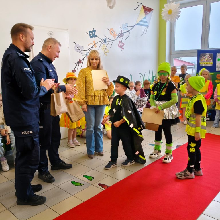 Odblaskowa moda i kreatywność w Lubstowie – podsumowanie konkursu „Odblaskowa Szkoła”