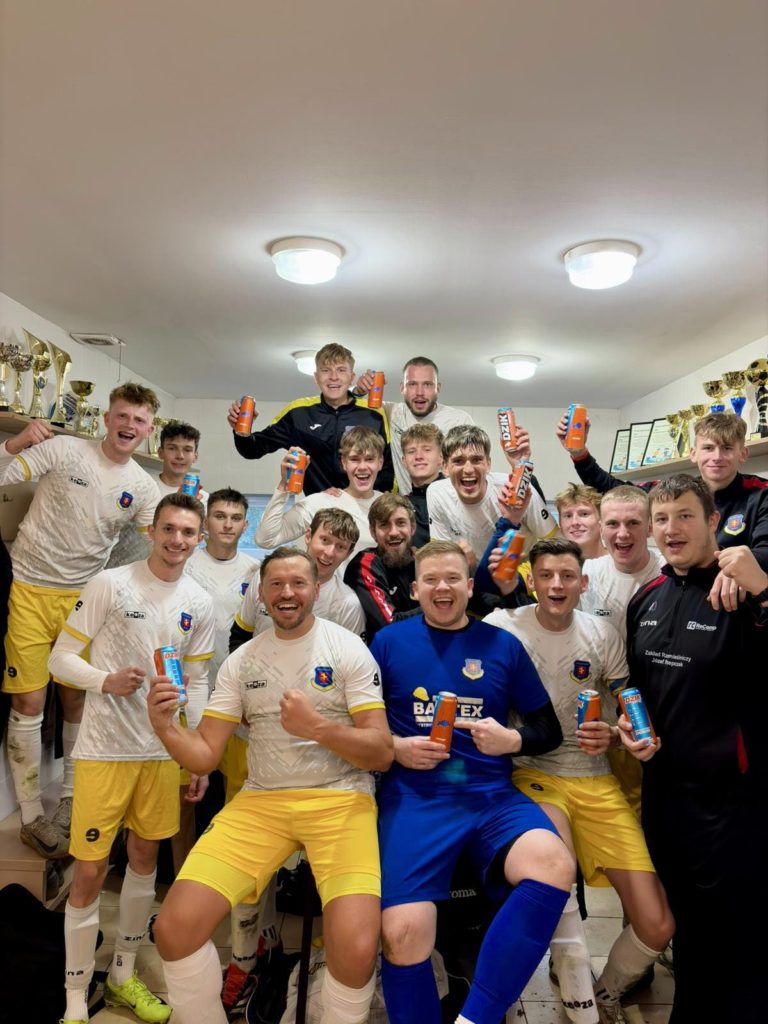 ZJEDNOCZENI RYCHWAŁ Z TRZEMA PUNKTAMI! PEWNE 4:2 Z WARTĄ DOBRÓW