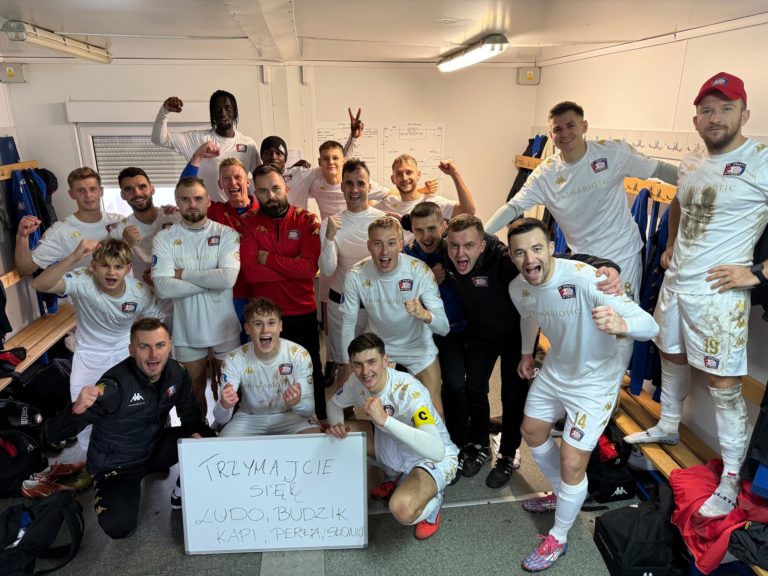 POLONIA GOLINA ZWYCIĘŻA PO EMOCJONUJĄCYM SPOTKANIU Z ZEFKĄ KOBYLĄ GÓRĄ 3:2