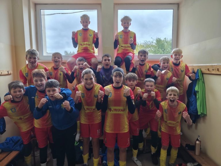 KONCERTOWY MECZ WILKÓW WILCZYN! ZWYCIĘSTWO 4:0 Z ORIONEM SKULSK