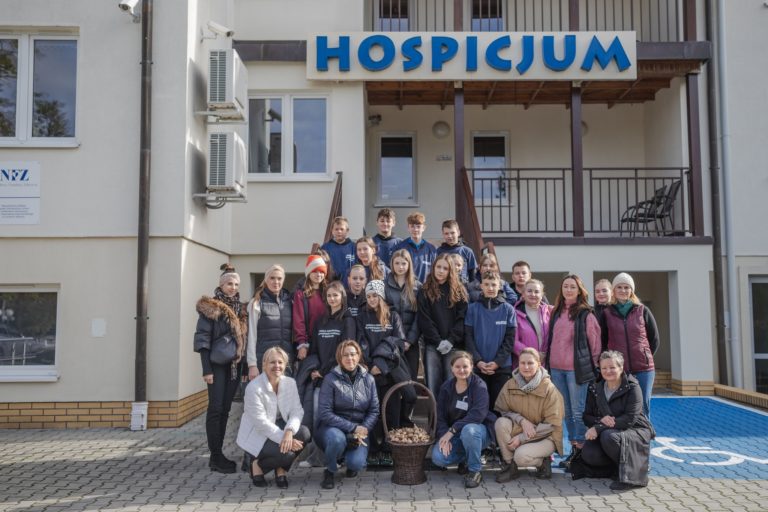 ŚWIATOWY DZIEŃ HOSPICJÓW I OPIEKI PALIATYWNEJ W LICHENIU