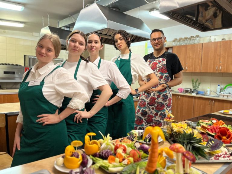 Kreatywne szkolenia gastronomów i hotelarzy w ZSBiKZ
