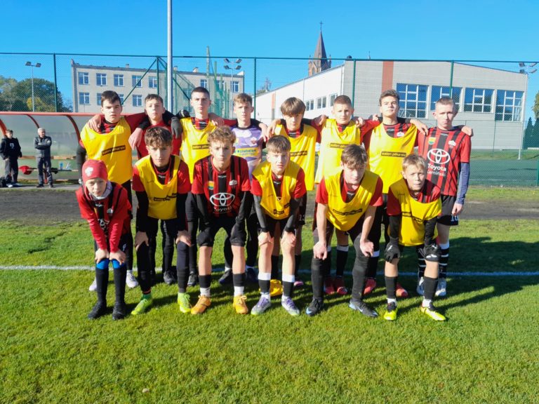 Juniorzy Piasta Grodziec przegrywają z GKS Sompolno