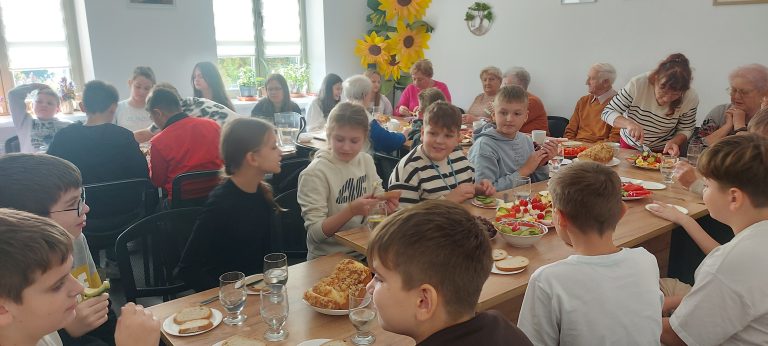 Ruszył projekt międzypokoleniowy „Łączymy Pokolenia” w Tuliszkowie