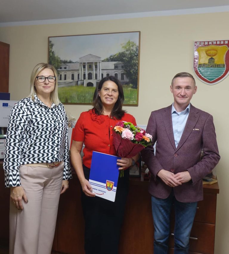 Dyrektor Przedszkola Samorządowego w Grodźcu z nagrodą Wielkopolskiego Kuratora Oświaty