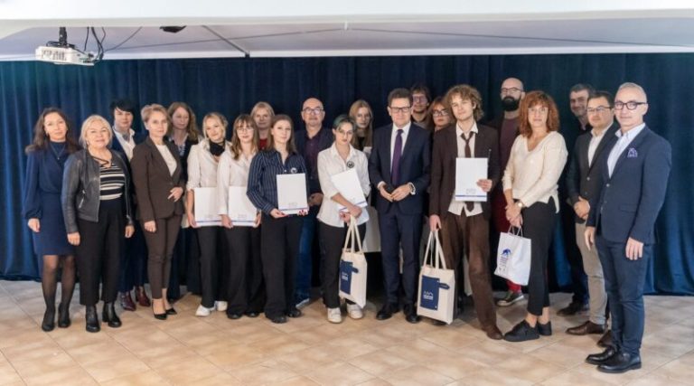 Debata oksfordzka w Muzeum Okręgowym w Koninie – młodzież dyskutowała o Polsce dawniej i dziś