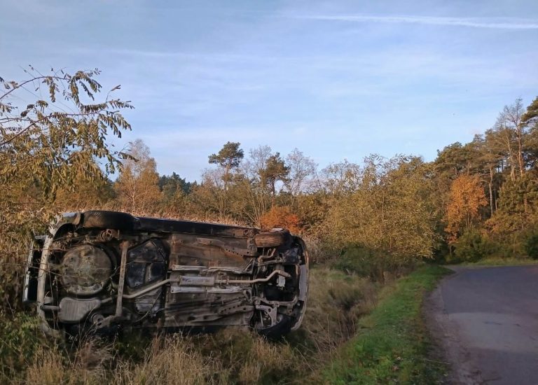 Nietrzeźwy kierowca nie opanował auta – wpadł także z narkotykami