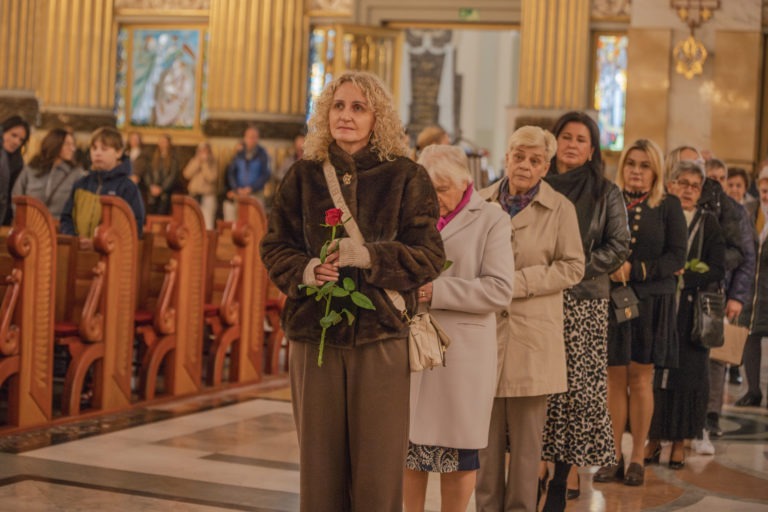 JUBILEUSZ WSPÓLNOT ŻYWEGO RÓŻAŃCA – MODLITWA ROZWAŻANA SERCEM MARYI