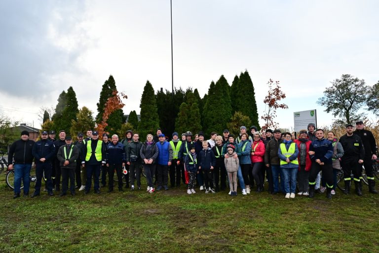 Patriotyczny Rajd Rowerowy w Gminie Wierzbinek – aktywnie, bezpiecznie i z pasją