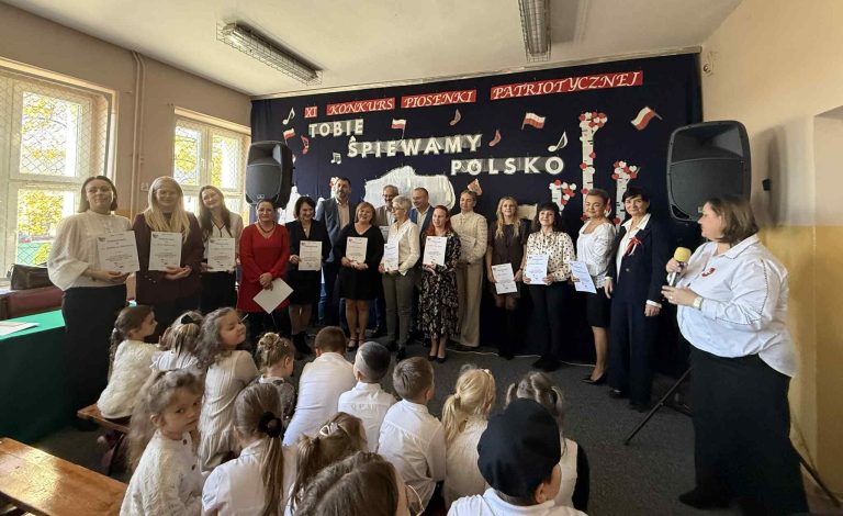 XI Gminny Konkurs Piosenki Patriotycznej w Grochowach