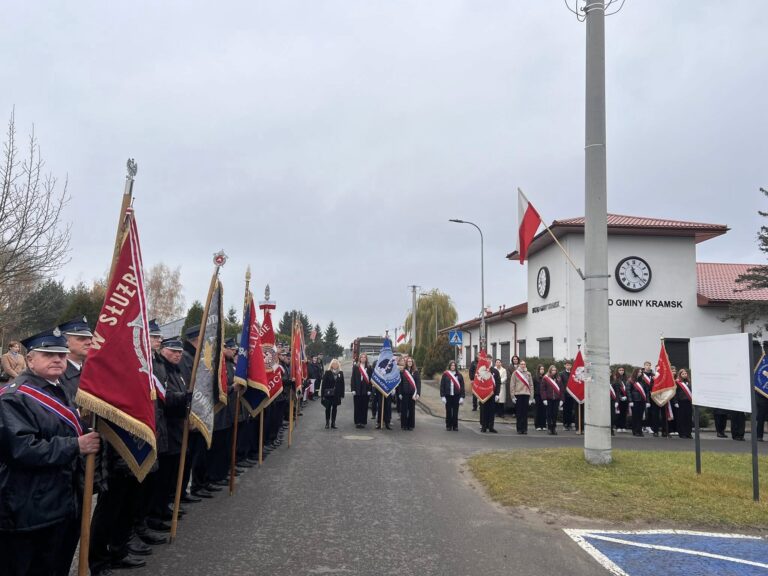Narodowe Święto Niepodległości w Kramsku – wspólnota, pamięć i duma z Ojczyzny
