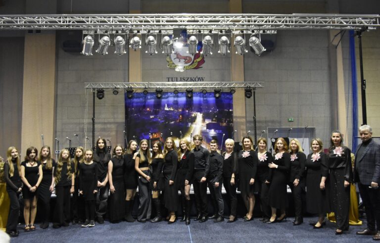 Muzyczne emocje w Tuliszkowie na finał 11 listopada