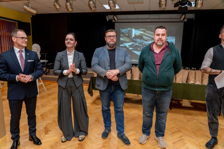 Ogólnopolski Plener Rzeźbiarski „Materia Natury” w Kazimierzu Biskupim