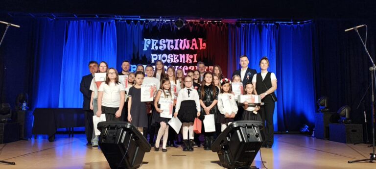 III Gminny Festiwal Piosenki Patriotycznej w Ślesinie