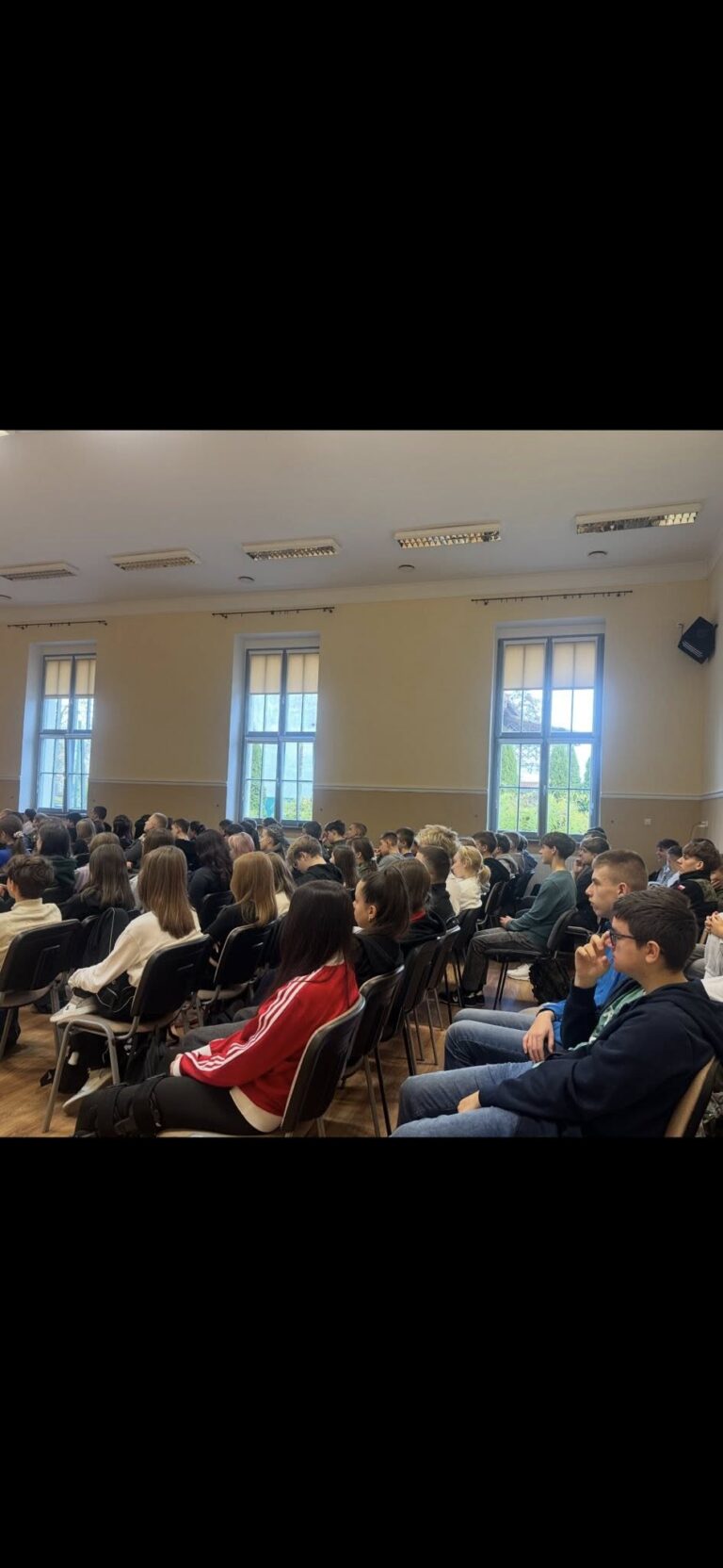 Profilaktyczne działania w ZSOiT w Kleczewie: uczniowie poznali zasady odpowiedzialności karnej nieletnich