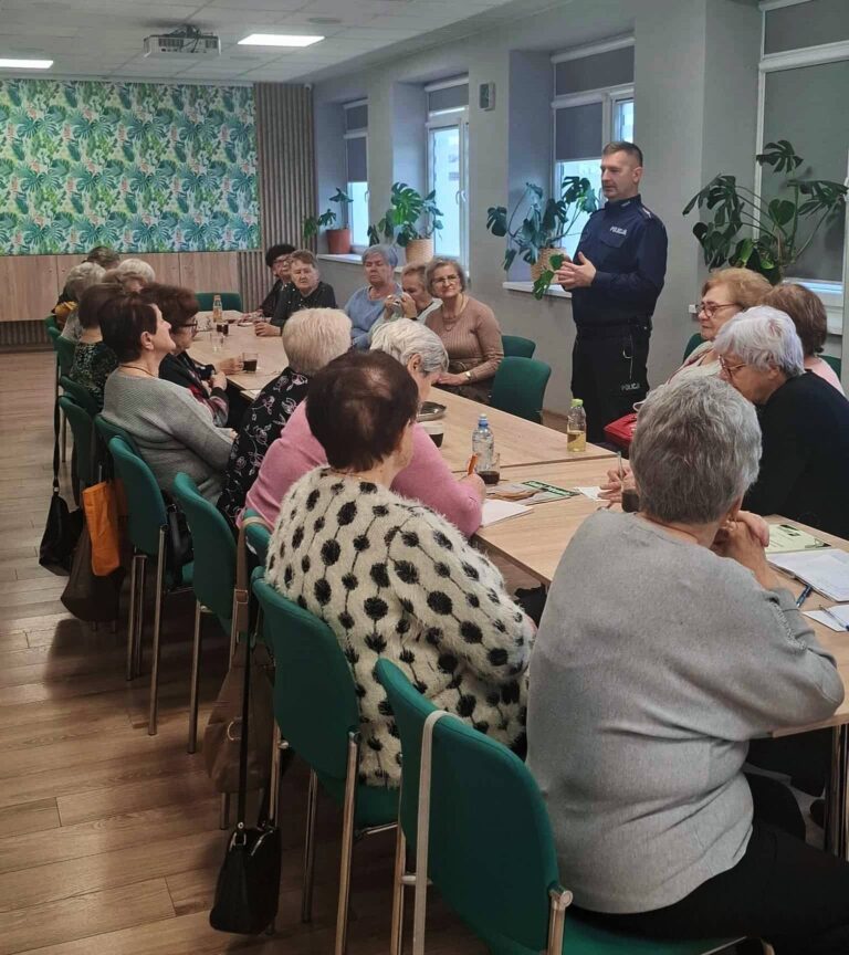 Spotkania dzielnicowych z seniorami w Koninie i Golinie