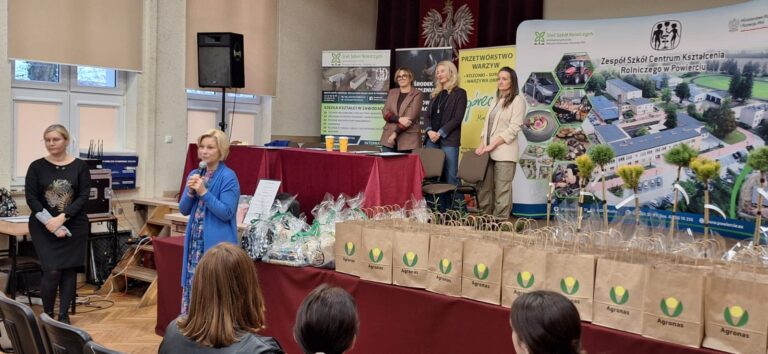II Mistrzostwa Florystyczne w Powierciu z udziałem młodzieży z całej Polski
