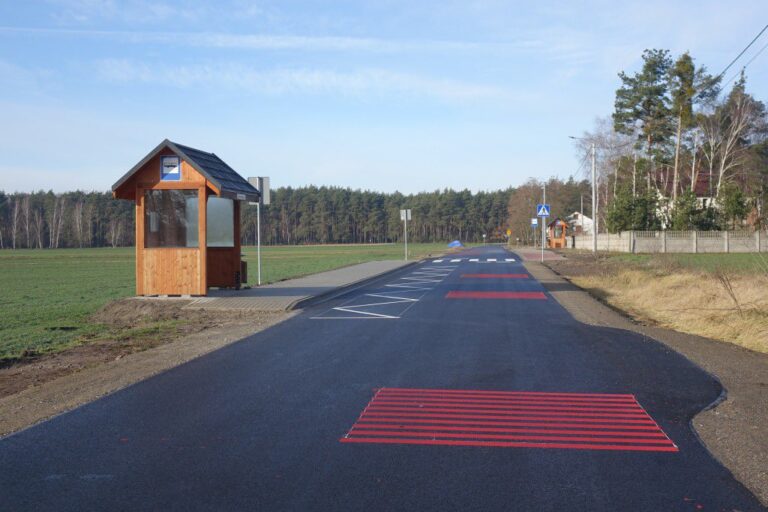 Ponad 8 mln zł na inwestycje drogowe. Gmina Grodziec świętuje zakończenie dwóch dużych projektów