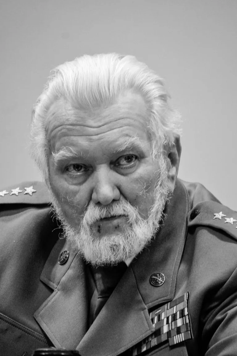 Odszedł Jan Włodzimierz Sznajder. Konin żegna wybitnego artystę i niezłomnego patriotę