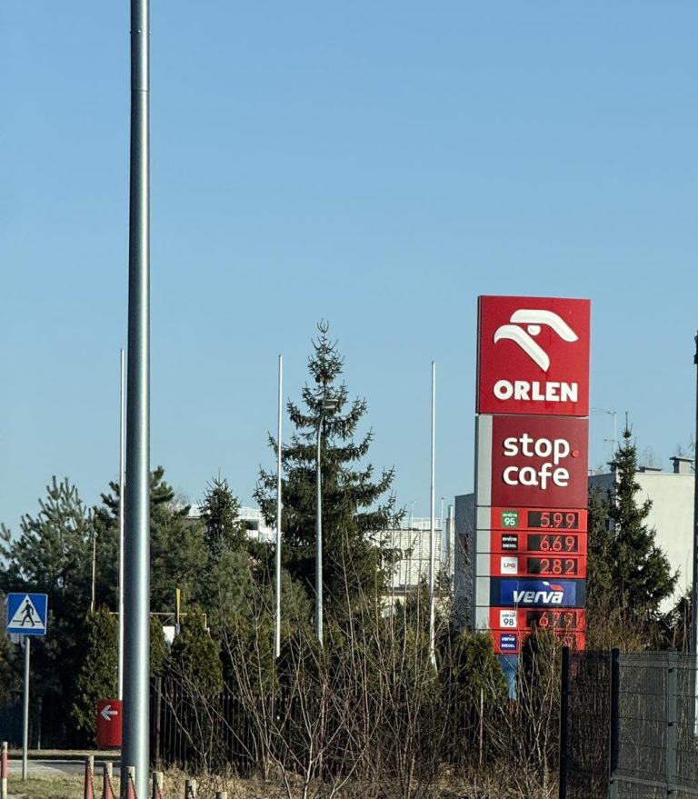 Ceny paliw w marcu idą w górę