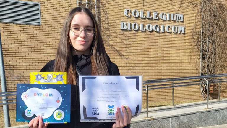 Sukces uczennicy z Barczygłowa w konkursie „SCIENCE – LUBIĘ TO!”
