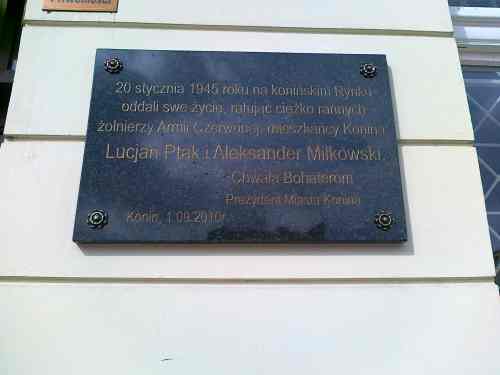 Odsłonięto tablicę upamiętniającą bohaterów