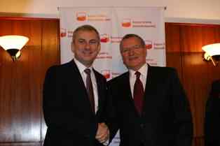 Napieralski poparł Nowickiego