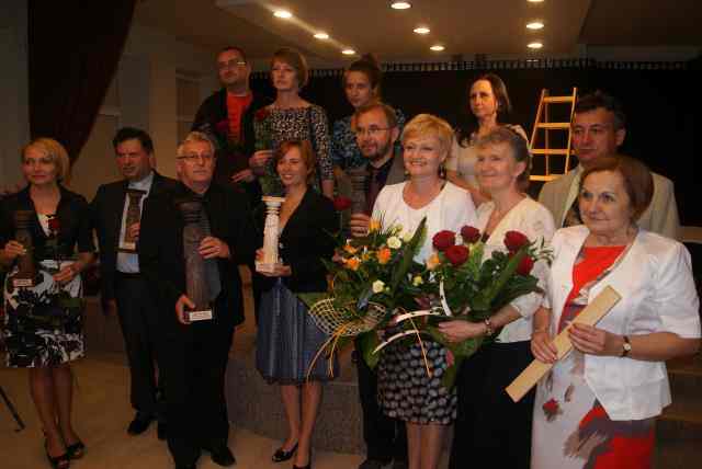 Kariatydy w rękach twórców i pasjonatów