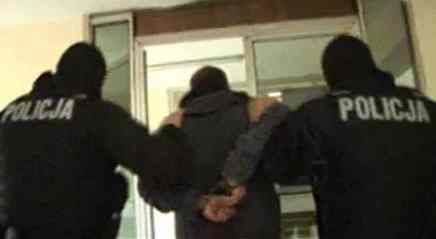 Handlarze trefnymi autami zatrzymani