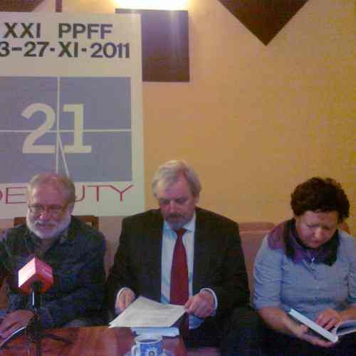 Debiuty pod znakiem Różewicza