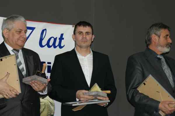 Platynowa kielnia dla firmy Wróbel.