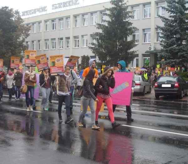 Młodzi protestują