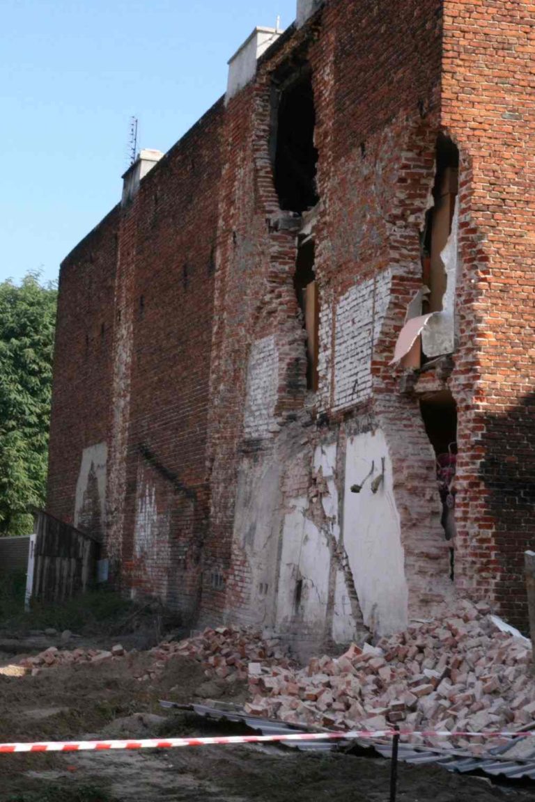 Dlaczego runęła kamienica na Toruńskiej?