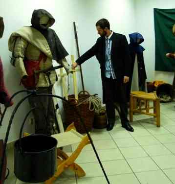 Przymierzalnia średniowiecznych strojów