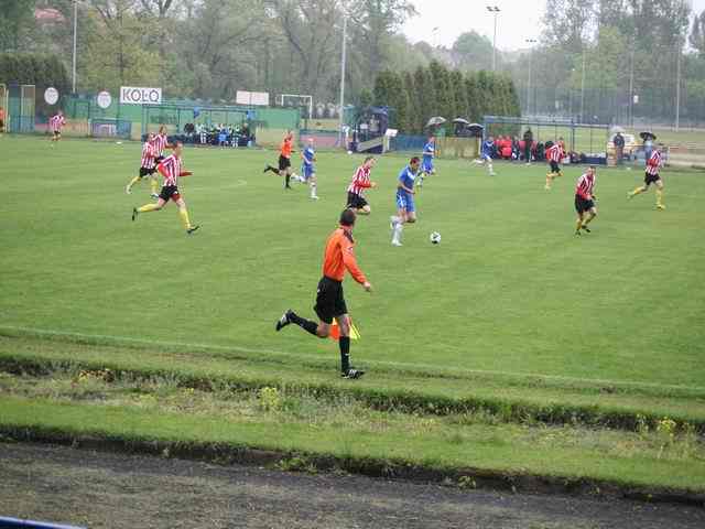 Olimpia pokonuje wicelidera