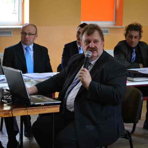 Budujmy plastikowe muchy