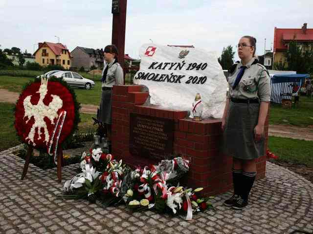 Kolanie – ofiarom Katynia i Smoleńska