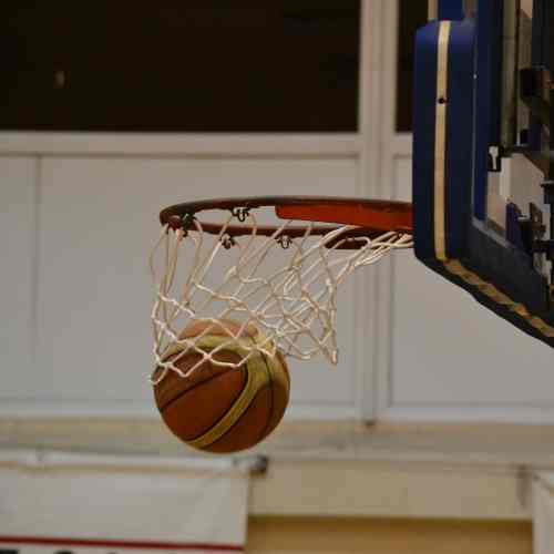 Koszykarki PWSZ tylko ósme