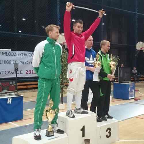 Trzy krążki konińskich szermierzy