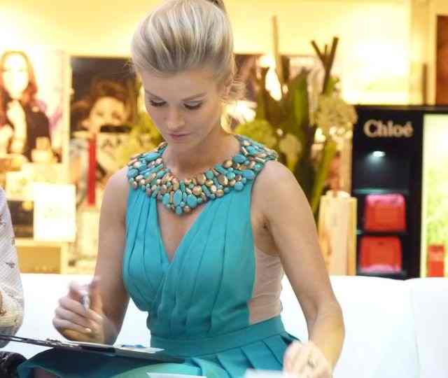 Joanna Krupa w Ferio