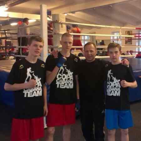 Zawodnicy BJJ z wyższymi pasami, pięściarze z awansem