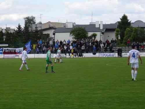 Podział punktów w meczu na szczycie