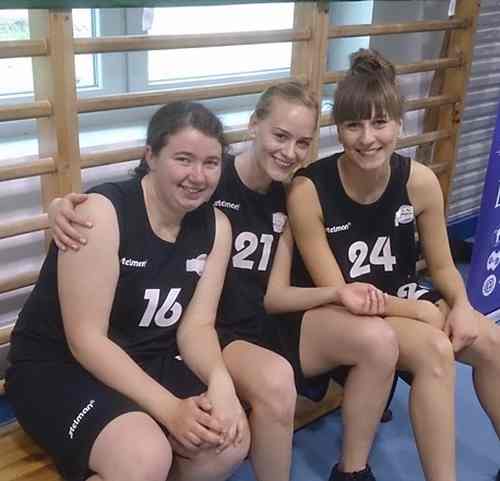 Koszykarki PWSZ w finale