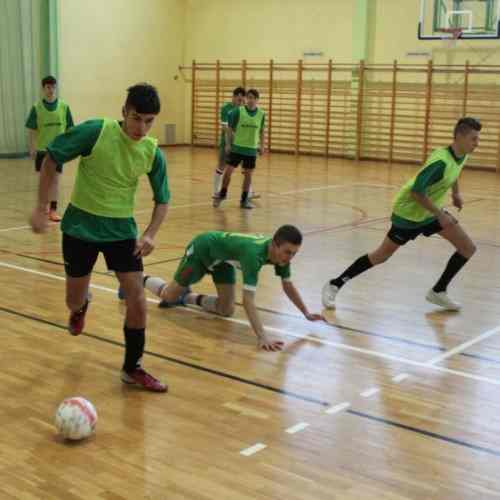 Warta z pucharem wójta