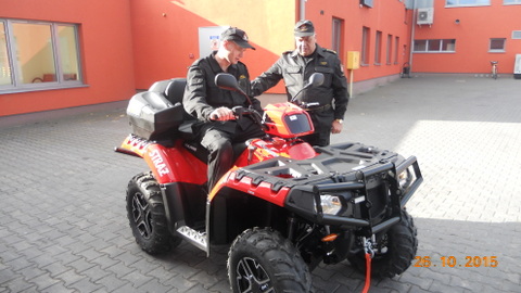 Strażacy na quadzie