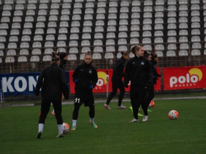 Wygrały w deszczu i przy silnym wietrze