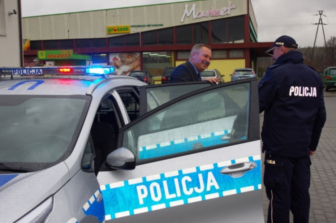 Nowa KIA dla policjantów z Babiaka