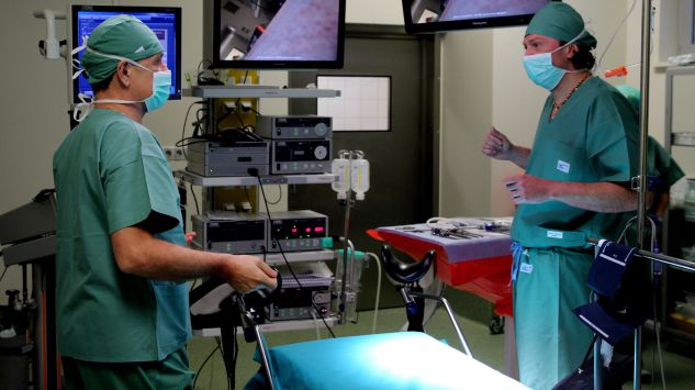 Pacjentowi z Turku przyszyto obie dłonie