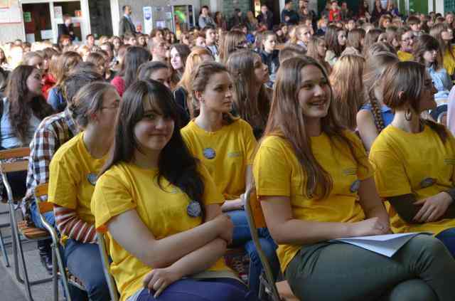 III LO w Koninie ze Srebrną Tarczą